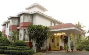 Varca Palms Beach Resort 3*
