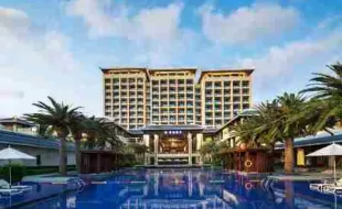 Jinghai Hotel & Resort 5*