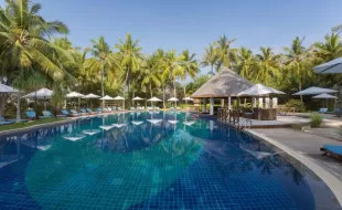 Bandos Maldives 4*