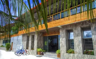 Kaani Village & Spa 3*