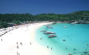 Red Planet Patong 3*