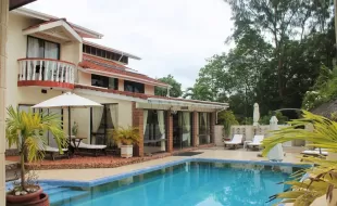 Carana Hilltop Villa 3*