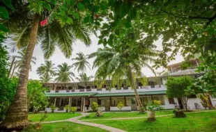 Sea View Beach Hotel 2*