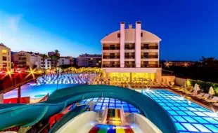 Julian Club Hotel 4*